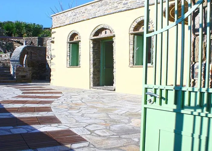 Willa Villa Tripotamos